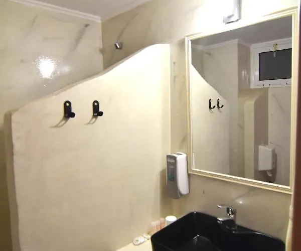 酒店 伊利达诺斯酒店 3*