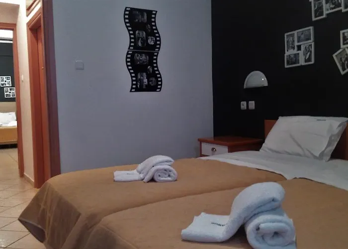 伊利达诺斯酒店