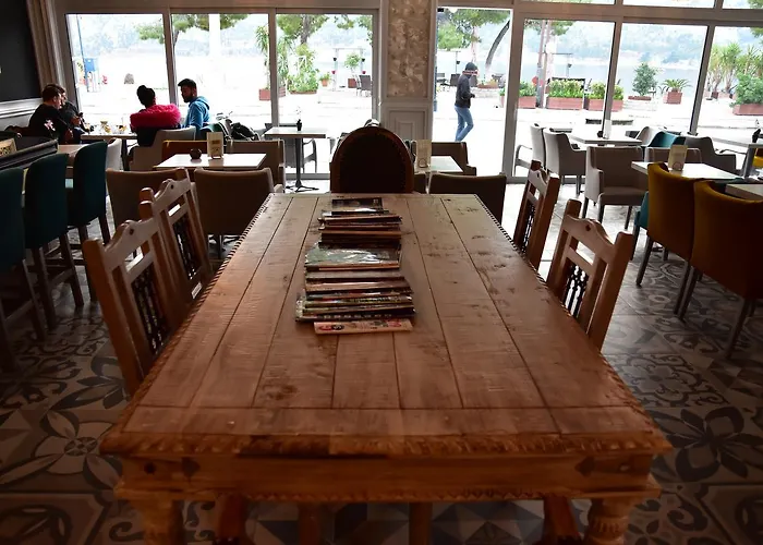 Iridanos 3* Antikyra