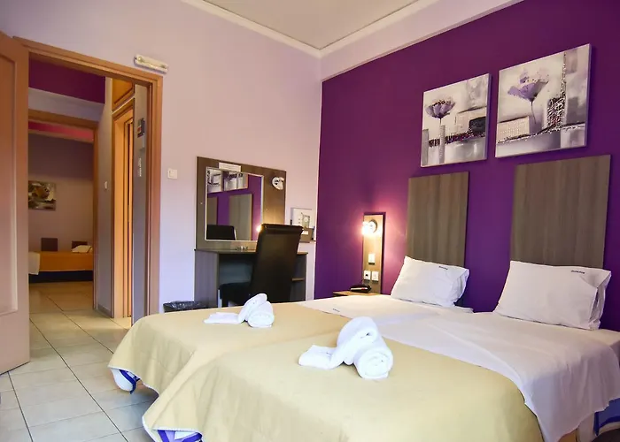 伊利达诺斯酒店 3*